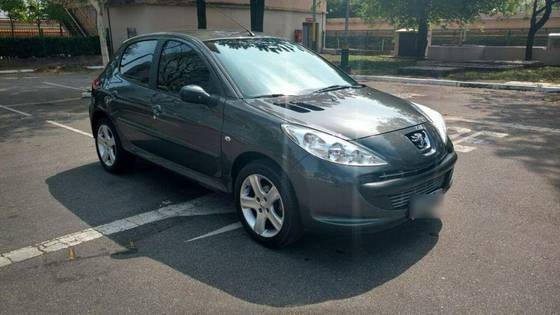 PEUGEOT 207 1.4 XR 8V FLEX 4P MANUAL